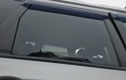 Стекло заднее правое на Nissan X-Trail T31