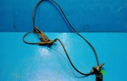 Датчик ABS передний правый (8954242050) для Toyota RAV4 XA30 2005-2012