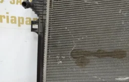 Радиатор охлаждения ДВС для BMW 3er 2018 года на фотографиях