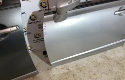 Дверь передняя левая для Honda Civic на фотографиях