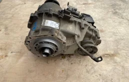 Редуктор переднего моста для Kia Sorento 2009 года на фотографиях