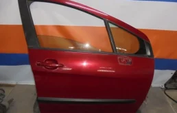 Петля Peugeot 308 2007-2015 9035X8, передняя