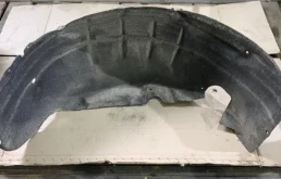 Подкрылок Audi Q7 2005 - 2015 4L0810172A, задний