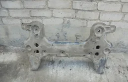 Подрамник Chevrolet Aveo 2 2011-2015 95483968 T300 1.6 F16D4, передний