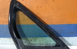 Стекло глухое Ford Focus 3 2011-2019 1786433, заднее правое