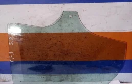 Стекло Ford Focus 3 2011-2019 1706320, заднее правое