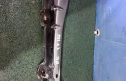 Кронштейн крыла MERCEDES-BENZ ML164 63 AMG 2006 A1648800214 6.2 156.980, передний правый