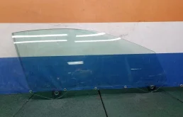 Стекло двери Bmw 6 2010-2017 F12