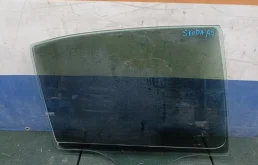 Стекло двери Skoda Octavia A5 2010 1Z5845206C 1Z3, заднее правое