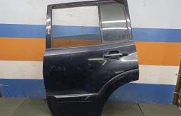 Дверь Mitsubishi Pajero 4