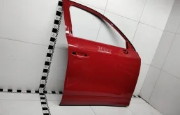 Двери для Audi Q3 2018 года на фотографиях