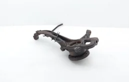 Кулак поворотный правый для Audi Q7 на фотографиях