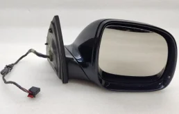 Зеркало боковое правое для Audi Q7 2006 года на фотографиях