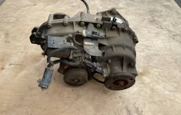 Редуктор переднего моста для Kia Sorento 2009 года на фотографиях