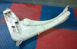 Бачок стеклоомывателя передний для BMW X3 F25 2010-2017