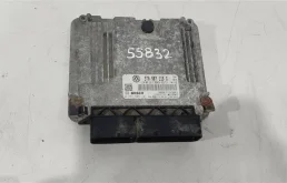 Блок управления двигателем 3T0907115G  1.8 TSI Skoda