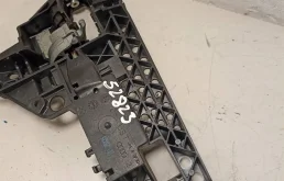 Кронштейн ручки двери 4H0837885    Audi