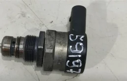 Датчик давления топлива 057130764H  2.0 TDI Volkswagen