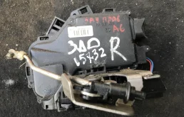 Замок двери задней правой 4B0839016G  1.9 TDI Audi
