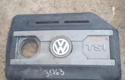 Декоративная крышка двигателя 06J103925P  1.8 Турбо бензин Volkswagen