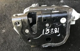 Замок двери передней правой 8E1837016AB  2.0 Турбо бензин Audi