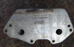Радиатор масляный 06E117021G  3.2 FSI Audi