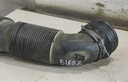 Патрубок (трубопровод, шланг) 5N0129684B  2.0 TSI