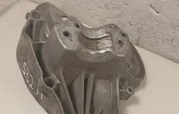 Кронштейн двигателя левый 4F0199351H    Audi
