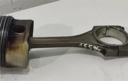 Поршень 06E107065A  2.4 FSI Audi