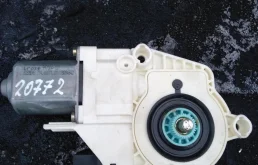Моторчик стеклоподъемника задний правый 4F0959802A  3.2 Бензин Audi