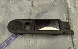 Ручка внутренняя задняя правая 1J4839114C  1.9 TDI Volkswagen