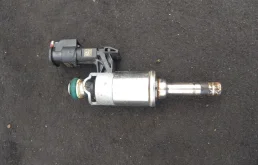 Форсунка 04E906036Q  1.4 TFSI Audi