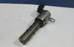 Клапан изменения фаз ГРМ Toyota Camry 40 2010 1533031020 GSV40 3.5 2GRFE