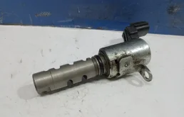 Клапан изменения фаз ГРМ Toyota Camry 40 2010 1533031020 GSV40 3.5 2GRFE