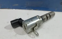 Клапан изменения фаз ГРМ Toyota Camry 40 2010 1533031020 GSV40 3.5 2GRFE