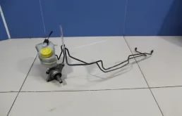 Бачок главного тормозного цилиндра для Skoda Rapid 2020 года на фотографиях