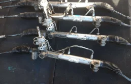 Рулевая рейка для Opel Zafira 2005 года на фотографиях