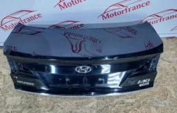 Крышка багажника для Hyundai i40 2012 года на фотографиях