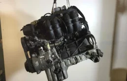 Двигатель без навесного для Mercedes-Benz CLK class 1998 года на фотографиях