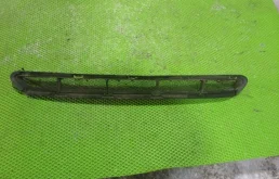 Решетка в бампер Kia Sorento 2 2013 865222P500 УНИВЕРСАЛ G4KE
