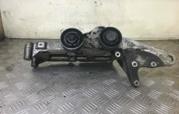 Кронштейн генератора Volvo S60 1 поколение (2000-2004) дизель 2.4 TDI Механика Седан
