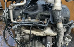 Насос гидроусилителя руля ГУРа VOLKSWAGEN TOUAREG, TRANSPORTER T5 2,5 2004- б/у TRANSPORTER T5(2003-2015);TOUAREG(2003-2010)
