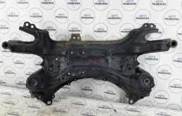 Подрамник передний Toyota Auris E150 (2006—2010)