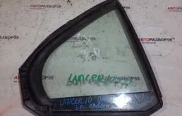 Форточка двери задней правой Mitsubishi Lancer X (2007—2010)