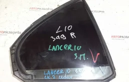 Форточка двери задней правой Mitsubishi Lancer X (2007—2010)