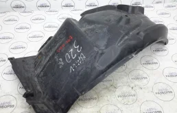 Подкрылок передний правый BMW 3 серия E90/E91/E92/E93 (2005—2010)