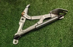 Петля крышки багажника правая Volkswagen Passat B5