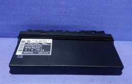 блок комфорта BMW 5-серия E60/E61 61359114448  M47D20 163 лс 520d 2006 Серебристосерый металлик А08