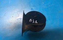 сигнал звуковой низкий BMW 3-серия E90/E91 61337159421 BOSCH  N52B30 258 лс 530i 2005 Серебро