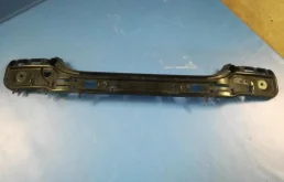 кронштейн заднего бампера BMW 5-серия E60/E61 51127056343  N47D20A 177 лс 520d 2009 TIEFSEEBLAU METALLIC (A76)